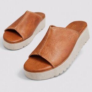 Bed Stu Fairlee II Handcrafte Leather Flatform Slide Sandal Tan Rustic Women 6.5